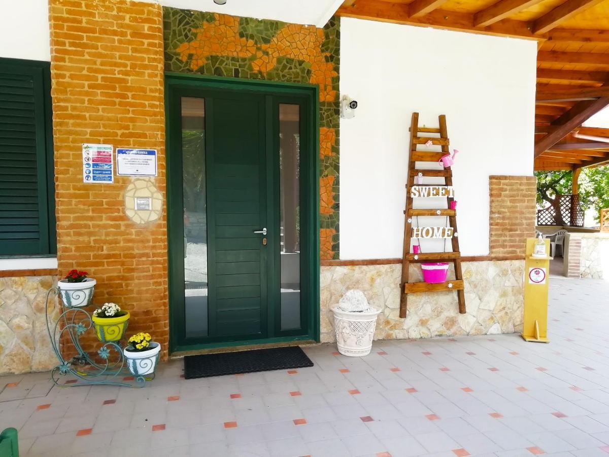 B&B Maison Villa Vittorio Avella Eksteriør billede