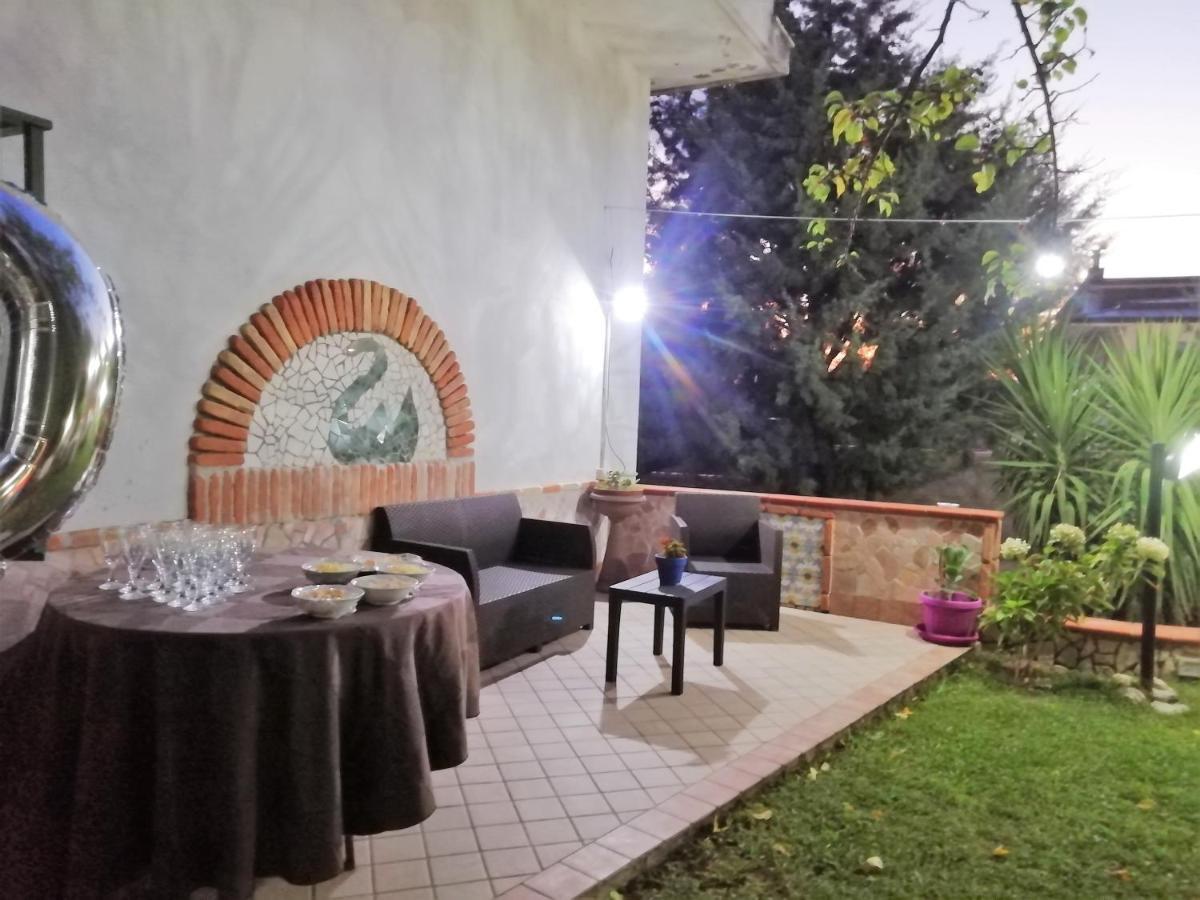 B&B Maison Villa Vittorio Avella Eksteriør billede